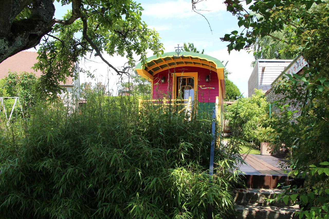 Roulotte La Dominique Bed and Breakfast Romery  Eksteriør billede